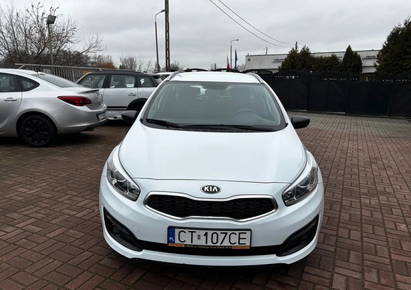 Kia Ceed cena 36600 przebieg: 171000, rok produkcji 2017 z Toruń małe 232